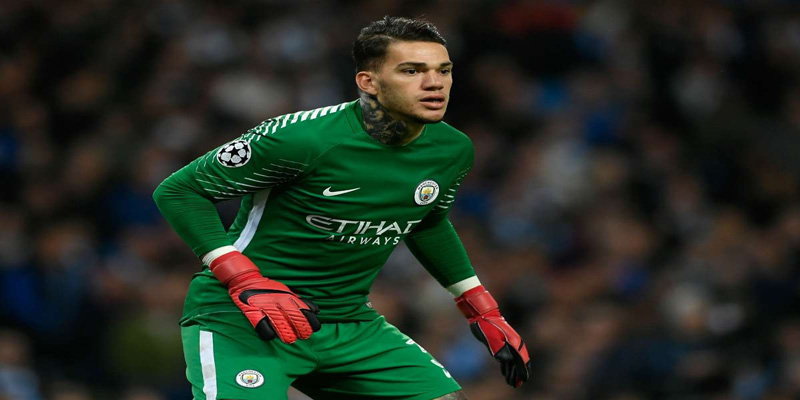 Thủ môn xuất sắc nhất - Ederson